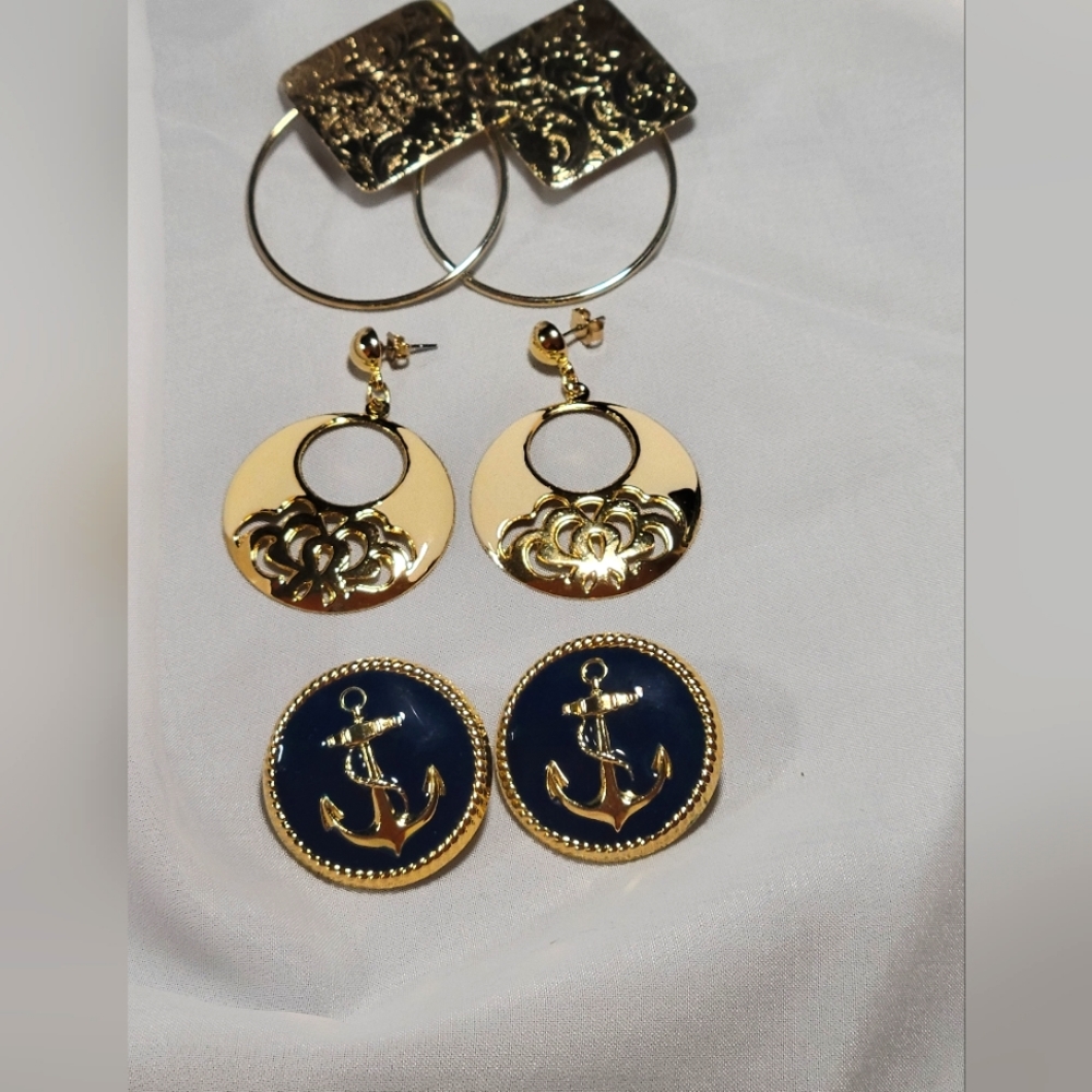 Lot 3 pair pierced earrings 1980s goldtone, cream enamel,  anchor